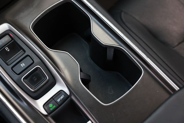 2018 Honda Accord Sedan Touring 2.0T Automatic - 23058074 - 44