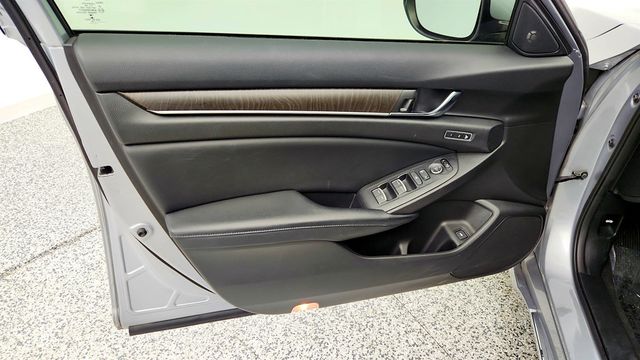 2018 Honda Accord Sedan Touring 2.0T Automatic - 22960771 - 10