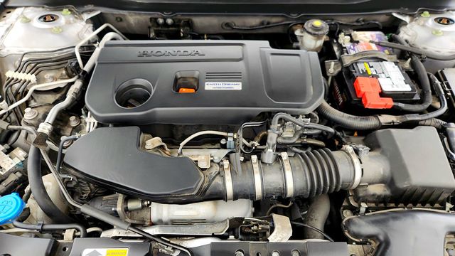 2018 Honda Accord Sedan Touring 2.0T Automatic - 22960771 - 26