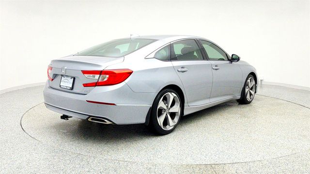 2018 Honda Accord Sedan Touring 2.0T Automatic - 22960771 - 4