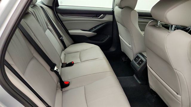 2018 Honda Accord Sedan Touring 2.0T Automatic - 23028789 - 21