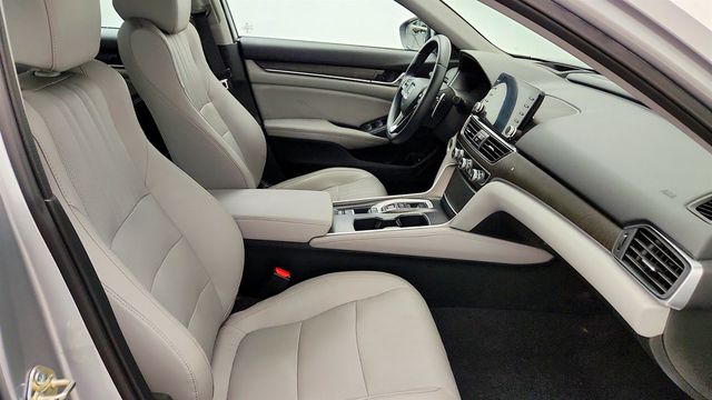 2018 Honda Accord Sedan Touring 2.0T Automatic - 23028789 - 22