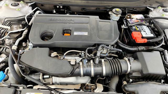 2018 Honda Accord Sedan Touring 2.0T Automatic - 23028789 - 24
