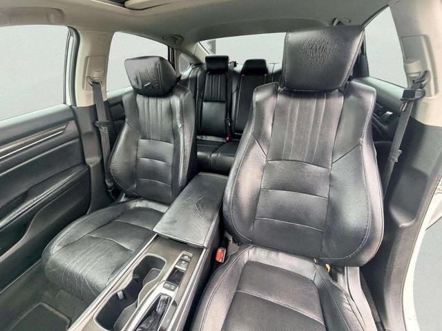 2018 Honda Accord Sedan Touring 4dr Sedan (1.5T I4) - 23015719 - 18