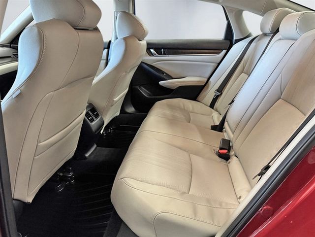 2018 Honda Accord Sedan Touring CVT - 23013175 - 26