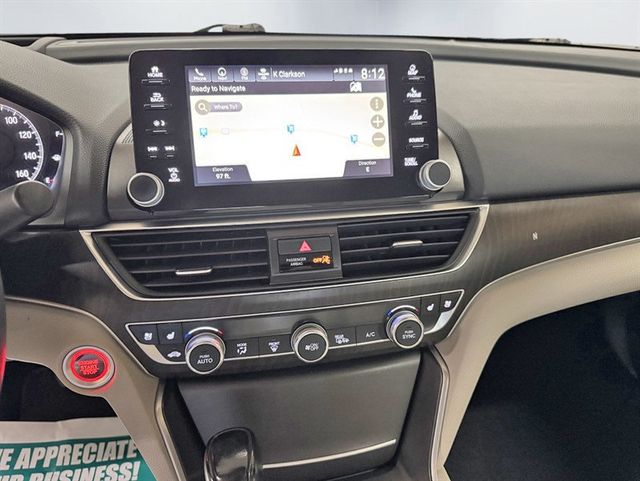 2018 Honda Accord Sedan Touring CVT - 23073605 - 17