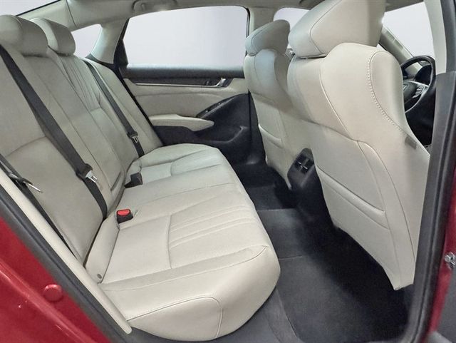 2018 Honda Accord Sedan Touring CVT - 23073605 - 23