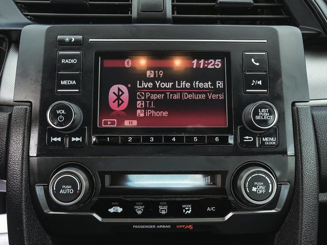 2018 Honda Civic LX - 23077865 - 24