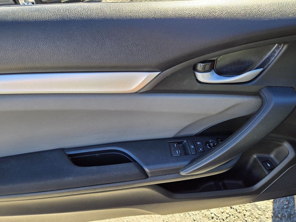 2018 Honda Civic Coupe LX CVT - 22935794 - 13