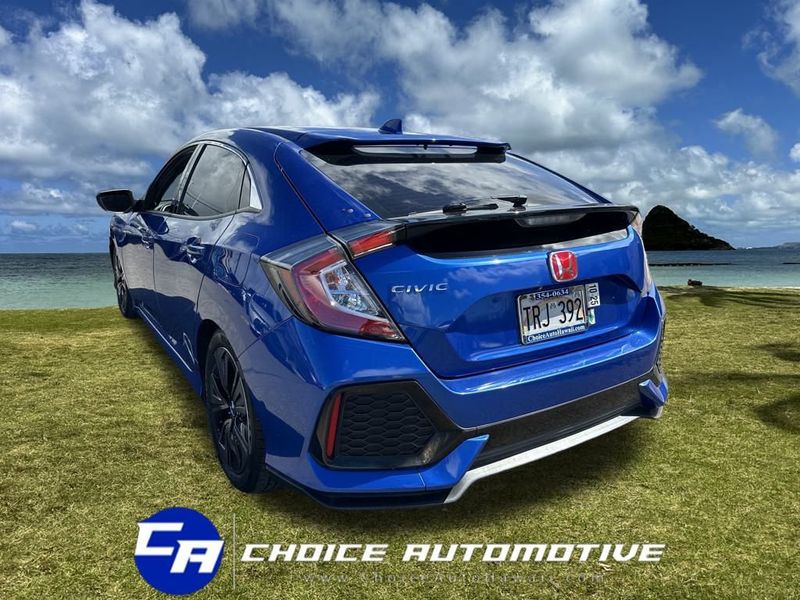 2018 Honda Civic Hatchback EX CVT - 22936632 - 4