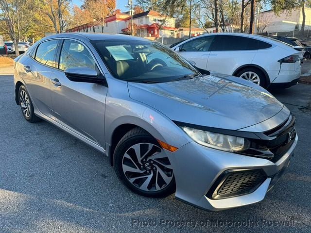 2018 Honda Civic Hatchback LX CVT - 22691840 - 1