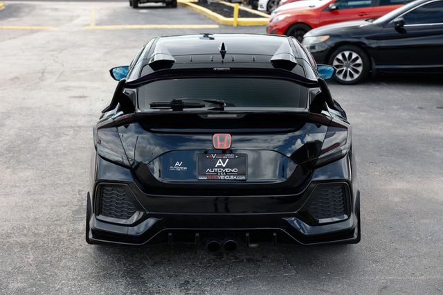 2018 Honda Civic Hatchback Sport CVT - 23028171 - 11