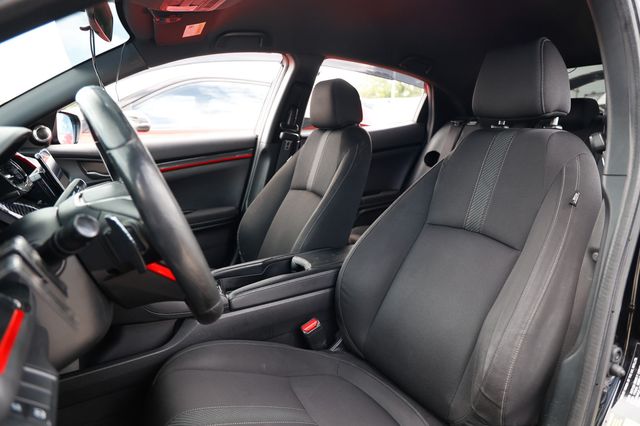 2018 Honda Civic Hatchback Sport CVT - 23028171 - 8