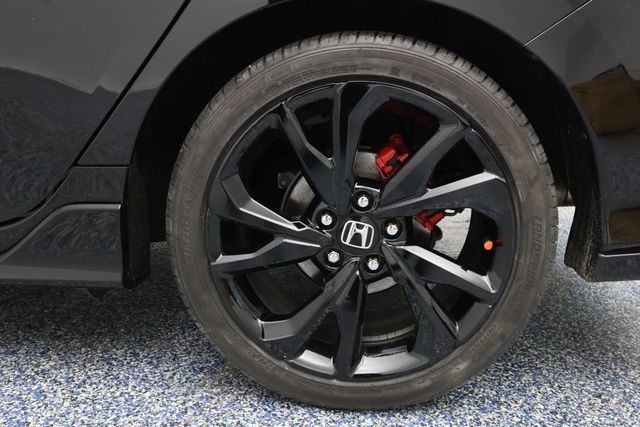 2018 Honda Civic Hatchback Sport CVT - 22929337 - 5