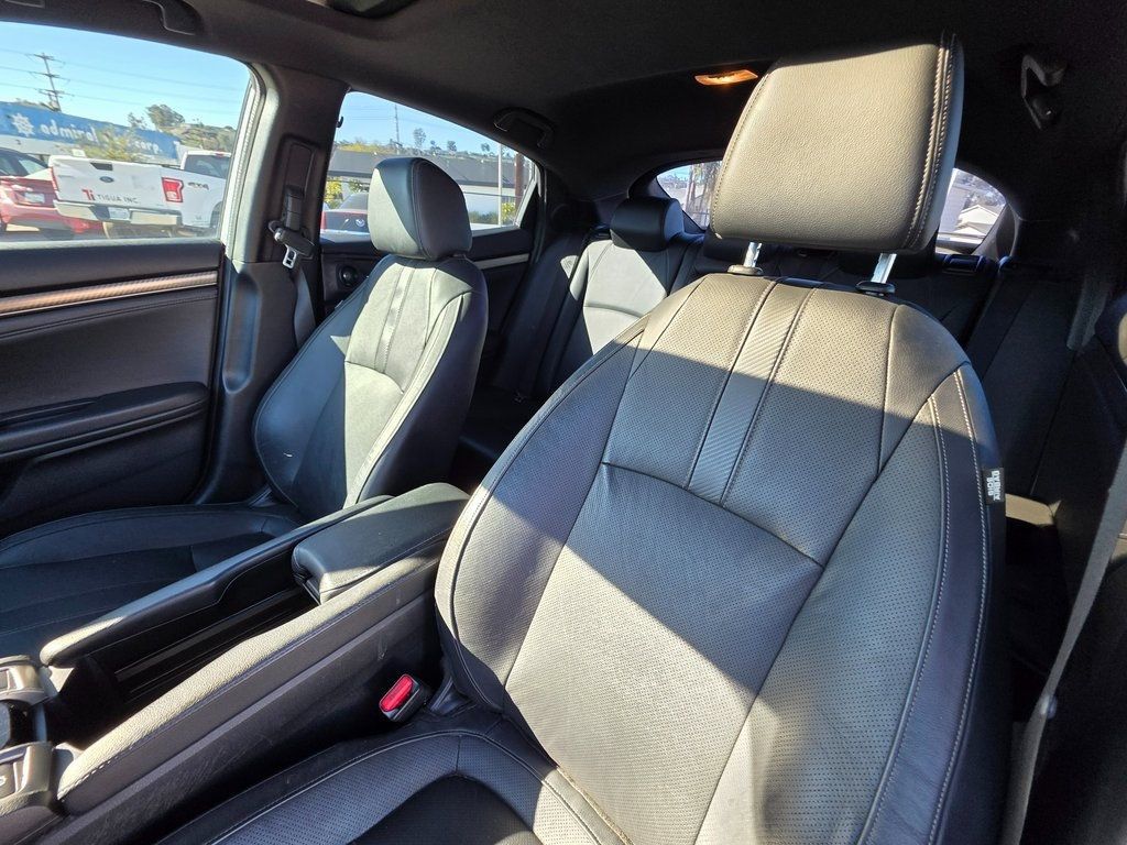 2018 Honda Civic Hatchback Sport Touring CVT - 22961608 - 15