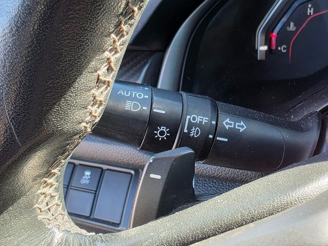 2018 Honda Civic Hatchback Sport Touring CVT - 22961608 - 36