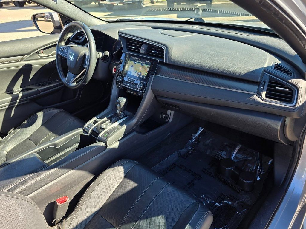 2018 Honda Civic Hatchback Sport Touring CVT - 22961608 - 8