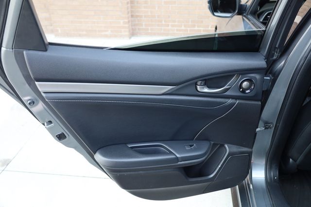 2018 Honda Civic Hatchback Sport Touring CVT - 22869728 - 18