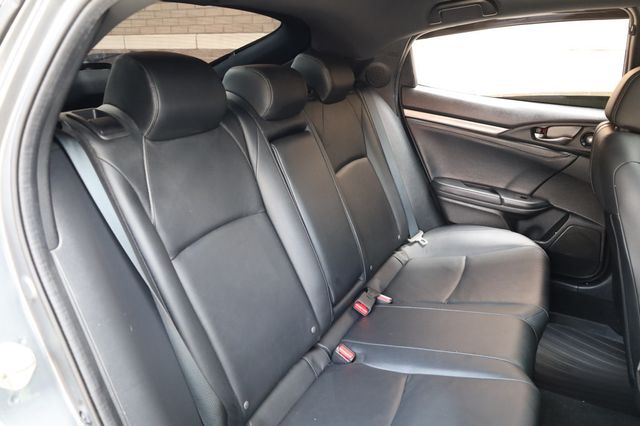 2018 Honda Civic Hatchback Sport Touring CVT - 22869728 - 24