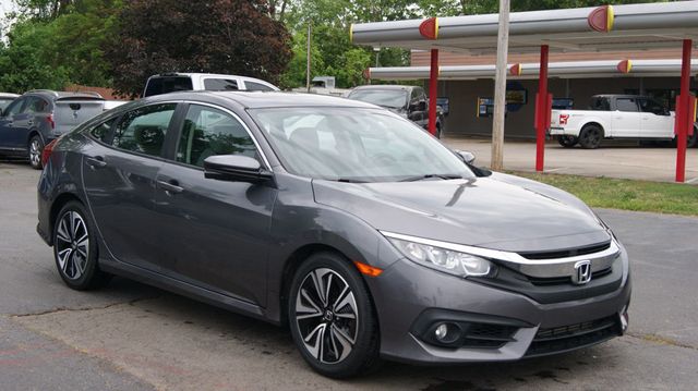 2018 Honda Civic Sedan 4 NEW TIRES , JUST SERVICED, VERY CLEAN INSIDE AND OUT - 23017165 - 0