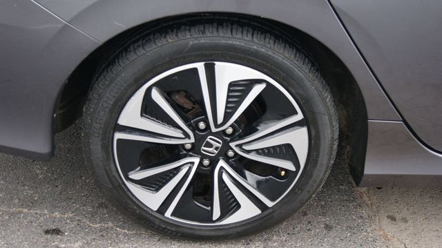 2018 Honda Civic Sedan 4 NEW TIRES , JUST SERVICED, VERY CLEAN INSIDE AND OUT - 23017165 - 23
