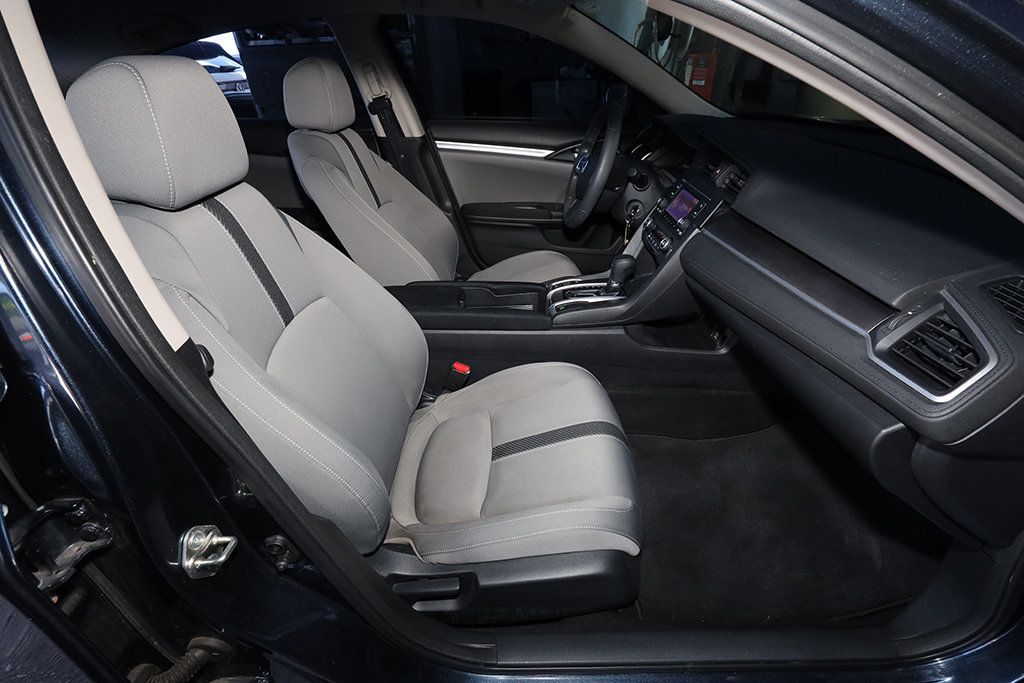 2018 Honda Civic LX photo 12