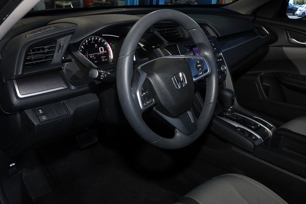 2018 Honda Civic LX photo 17