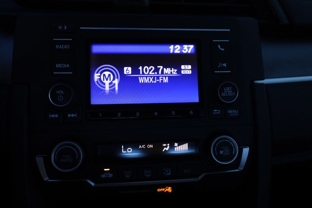2018 Honda Civic LX photo 20