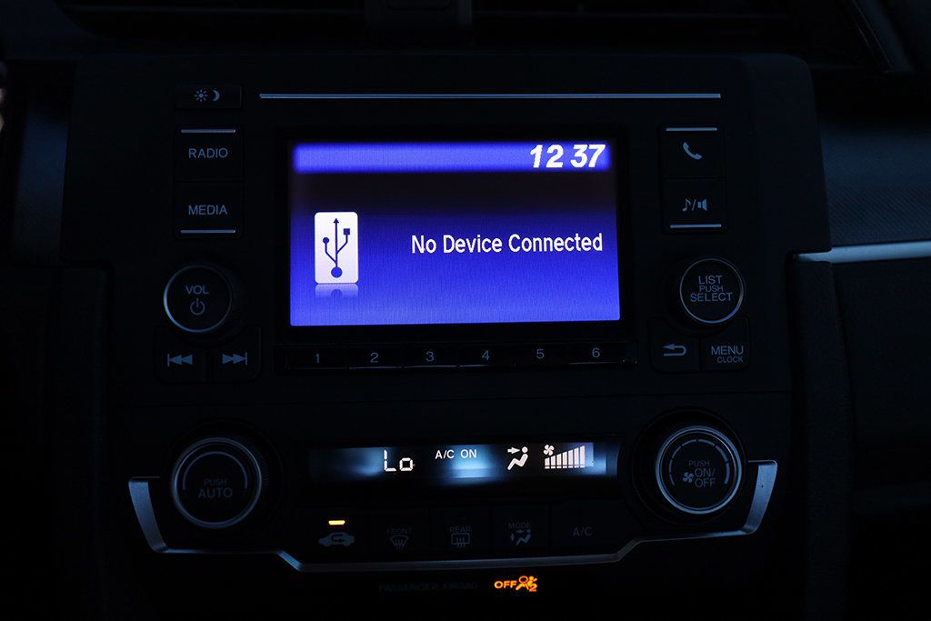 2018 Honda Civic LX photo 22