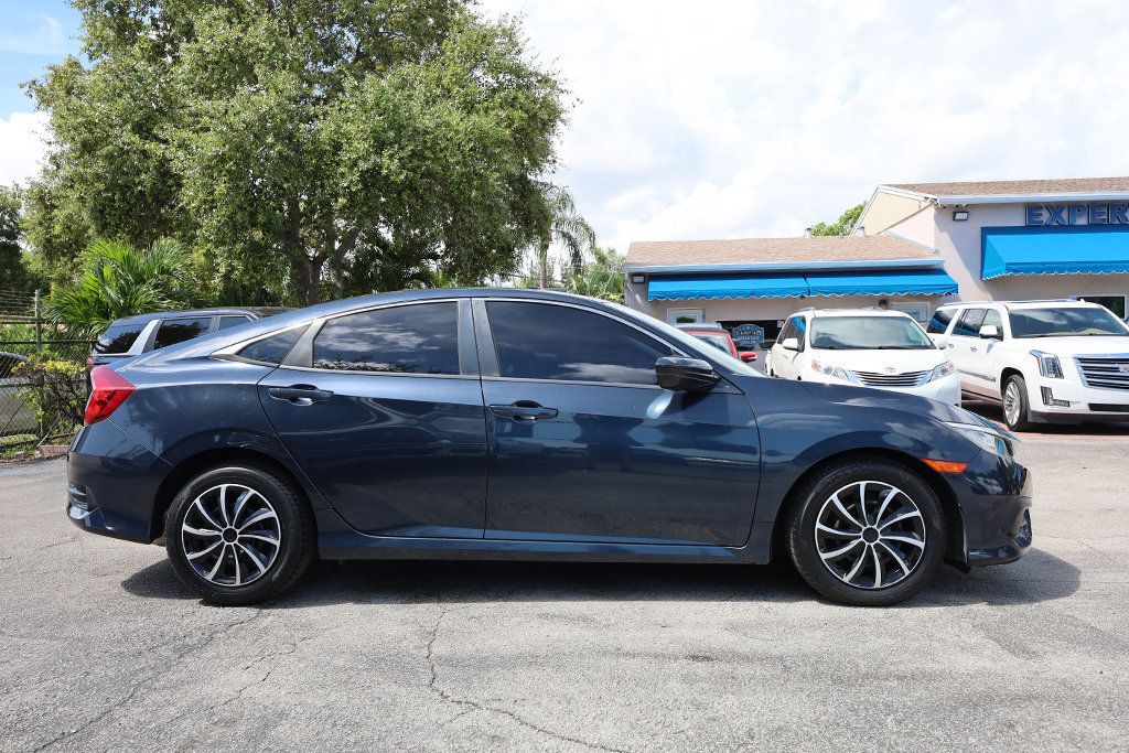 2018 Honda Civic LX photo 3