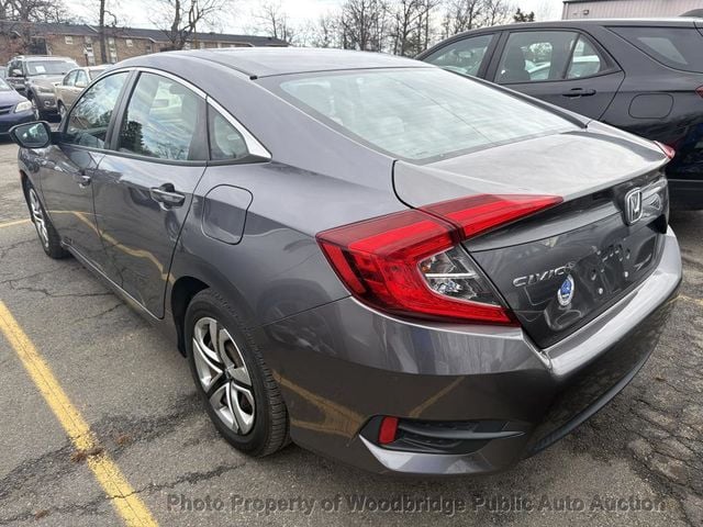 2018 Honda Civic Sedan LX CVT - 22986549 - 5