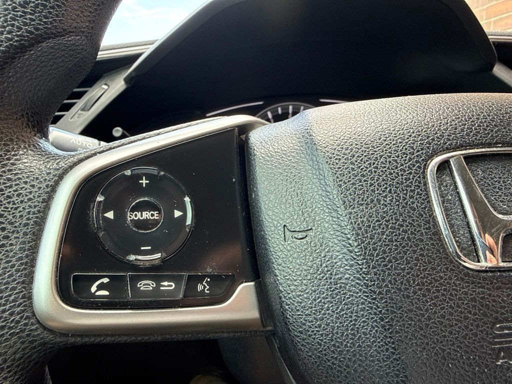 2018 Honda Civic Sedan LX CVT - 23081576 - 11