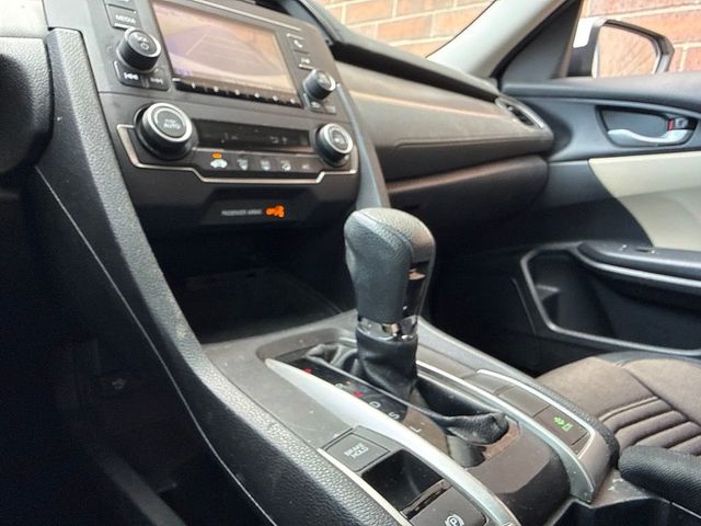 2018 Honda Civic Sedan LX CVT - 23081576 - 15