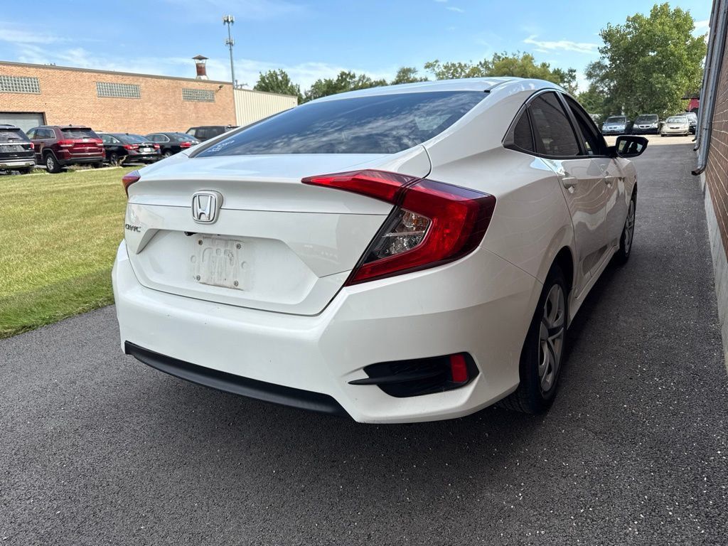 2018 Honda Civic Sedan LX CVT - 23081576 - 6