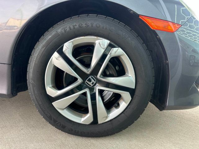 2018 Honda Civic Sedan LX CVT - 22944648 - 44