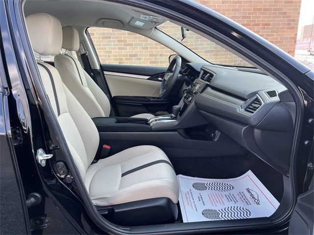 2018 Honda Civic Sedan LX CVT - 22984852 - 16