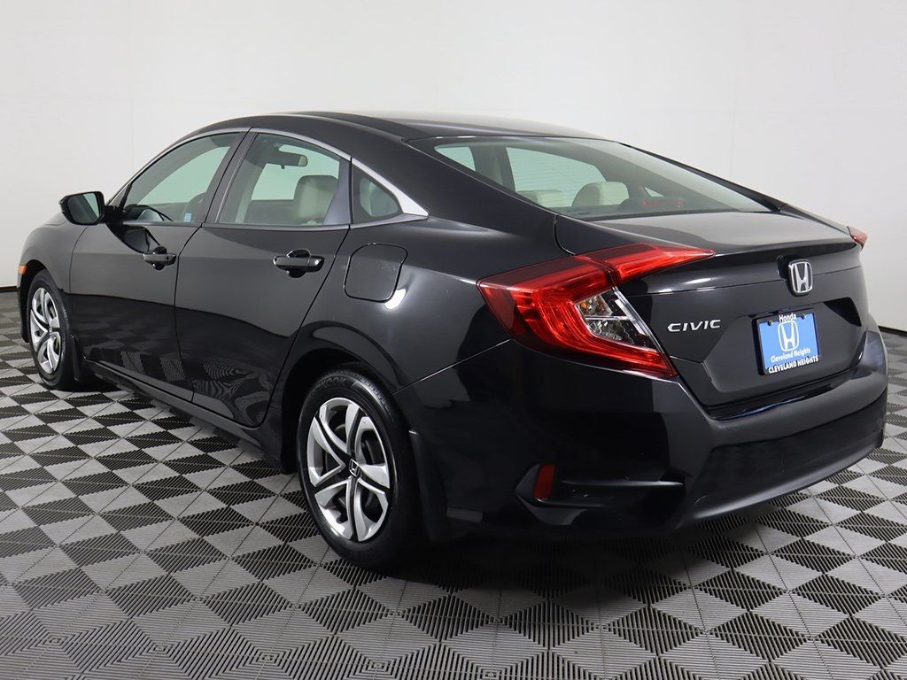 2018 Honda Civic Sedan LX CVT - 22615946 - 5