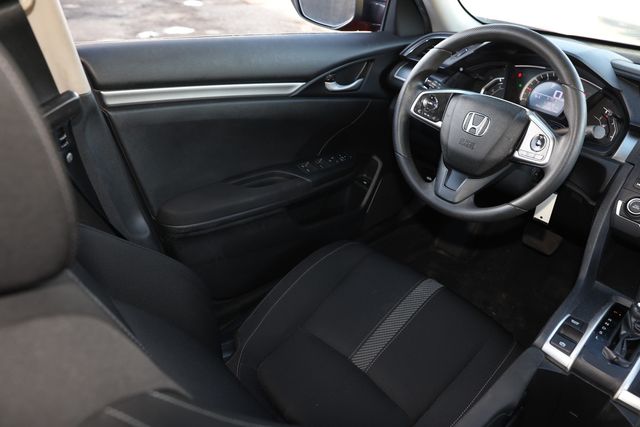 2018 Honda Civic Sedan LX CVT - 22985952 - 22