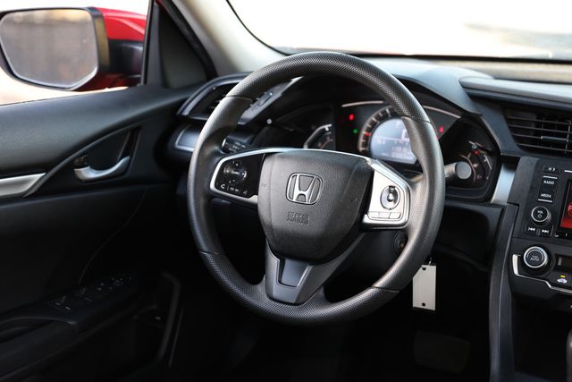 2018 Honda Civic Sedan LX CVT - 22985952 - 29