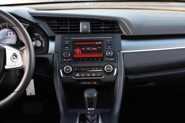 2018 Honda Civic Sedan LX CVT - 22985952 - 36