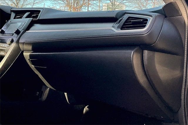 2018 Honda Civic Sedan LX CVT - 22924635 - 11