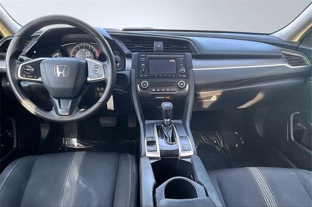 2018 Honda Civic Sedan LX CVT - 22924635 - 18