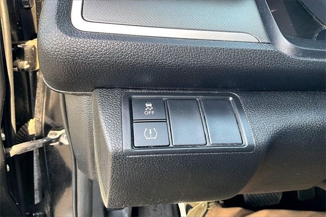 2018 Honda Civic Sedan LX CVT - 22924635 - 27