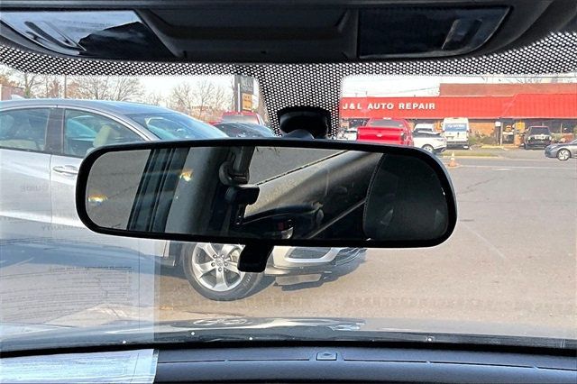 2018 Honda Civic Sedan LX CVT - 22924635 - 30