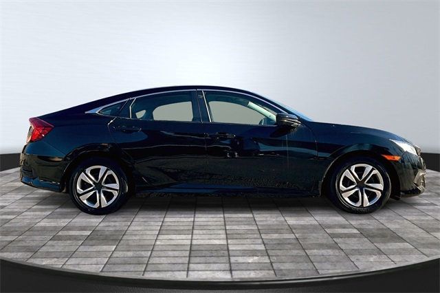 2018 Honda Civic Sedan LX CVT - 22924635 - 7