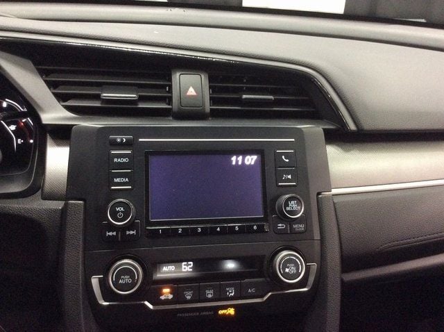 2018 Honda Civic Sedan LX CVT - 22841074 - 14