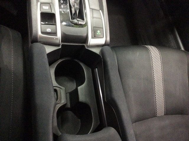 2018 Honda Civic Sedan LX CVT - 22841074 - 16