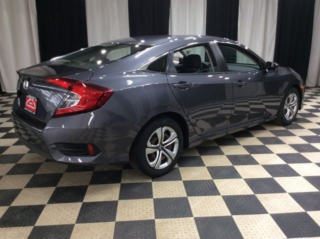 2018 Honda Civic Sedan LX CVT - 22841074 - 5