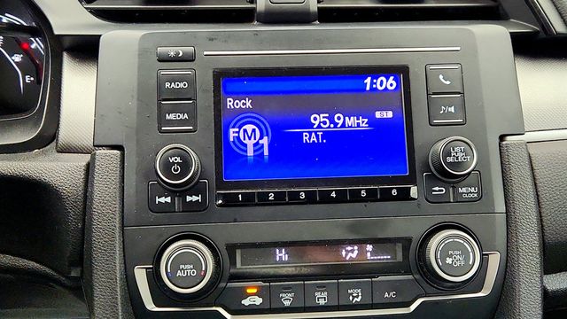 2018 Honda Civic Sedan LX CVT - 22972418 - 17