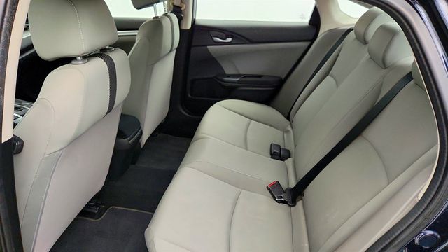 2018 Honda Civic Sedan LX CVT - 22972418 - 19